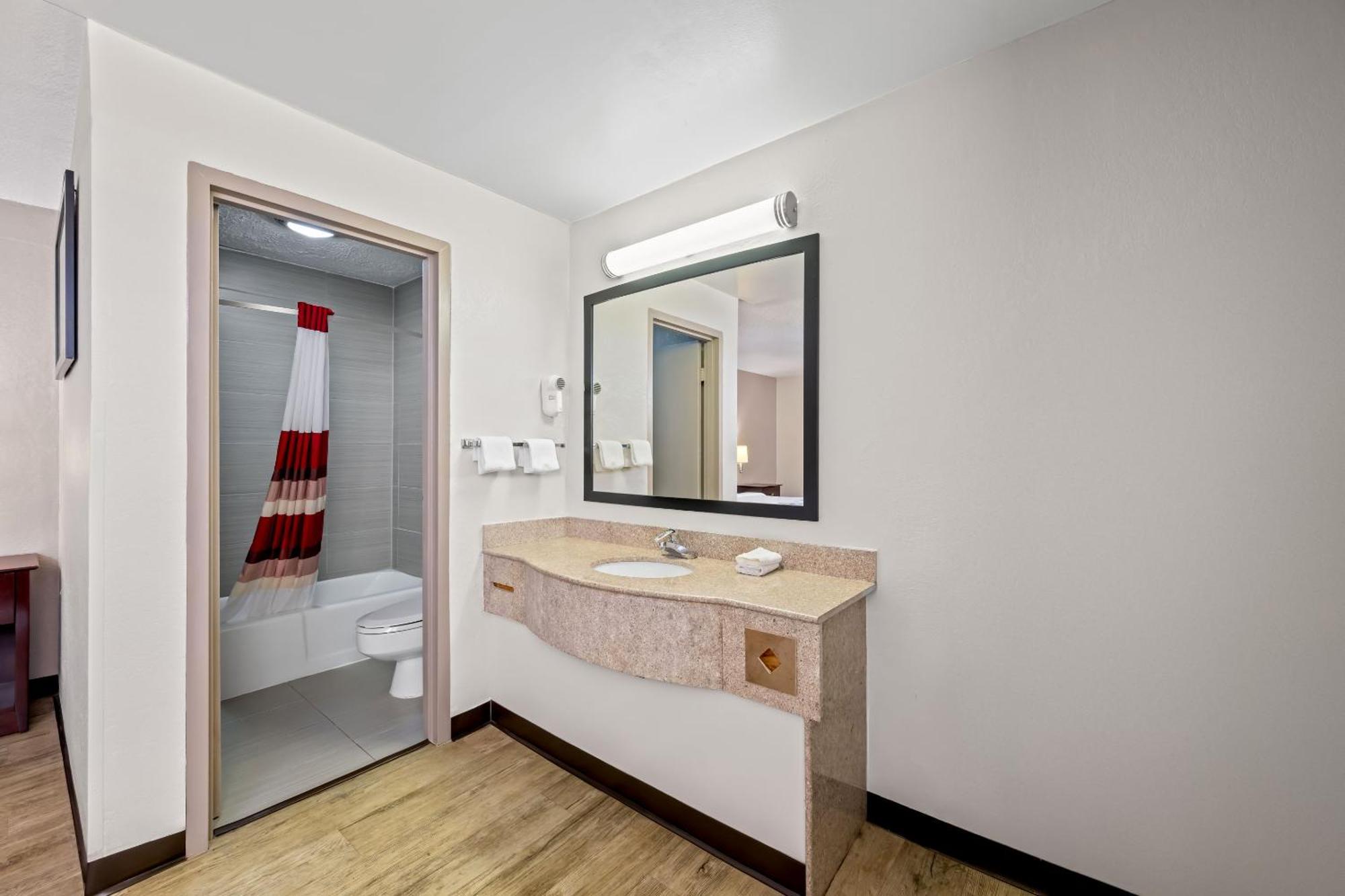 Red Roof Inn Abingdon Bagian luar foto